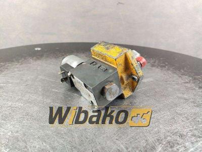 Uchida-Rexroth 4WE6D-60M0/AG24NFAD en vente par Wibako