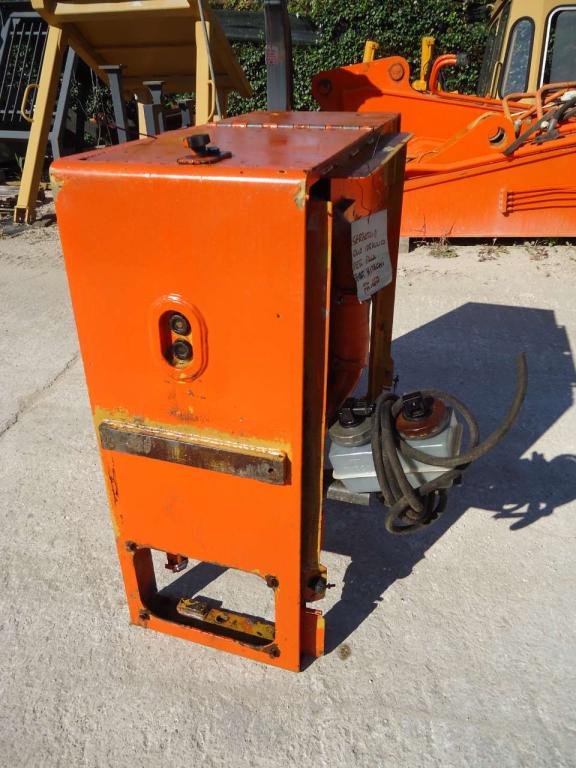 Réservoir de huile pour Fiat Hitachi FR160 Photo 3