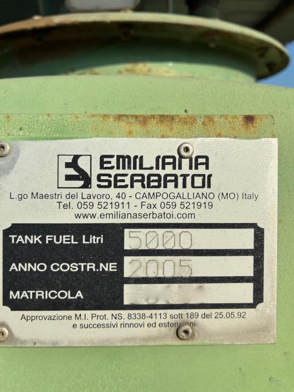 Emiliana Serbatoi Réservoir de diesel Photo 5