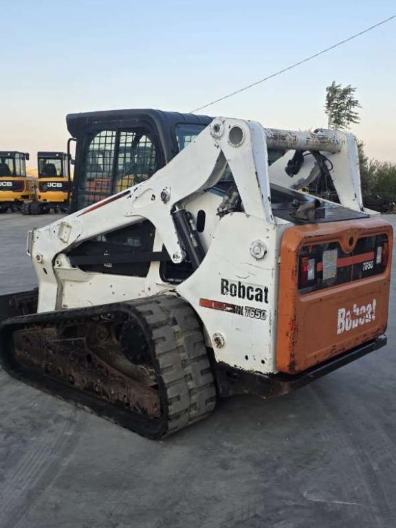 Bobcat T650 Photo 7