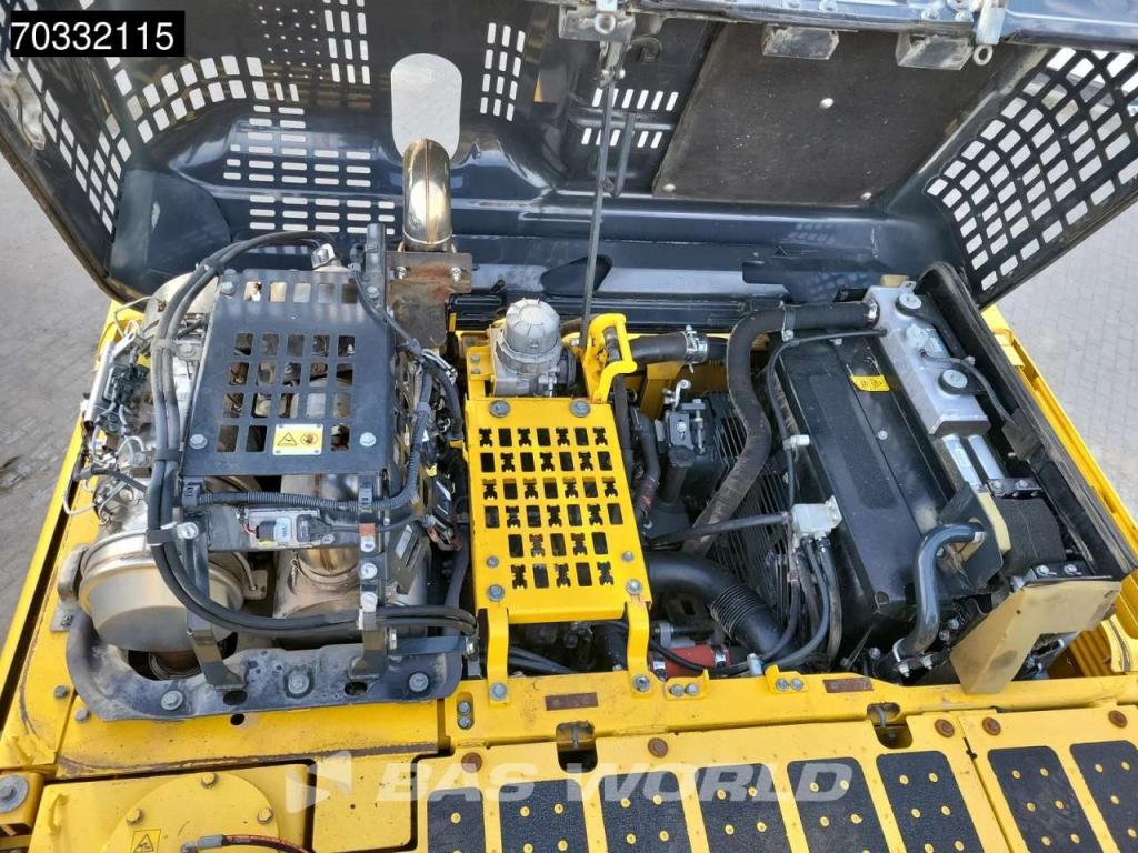 Komatsu PC240 NLC-11 3M Wide - German Machine Photo 17