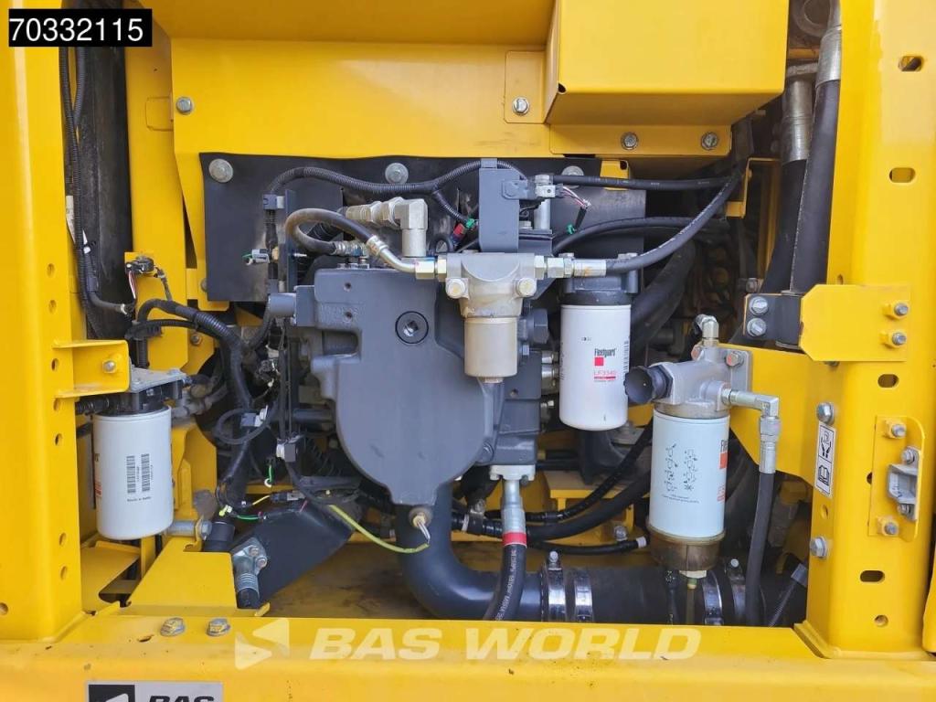 Komatsu PC240 NLC-11 3M Wide - German Machine Photo 21