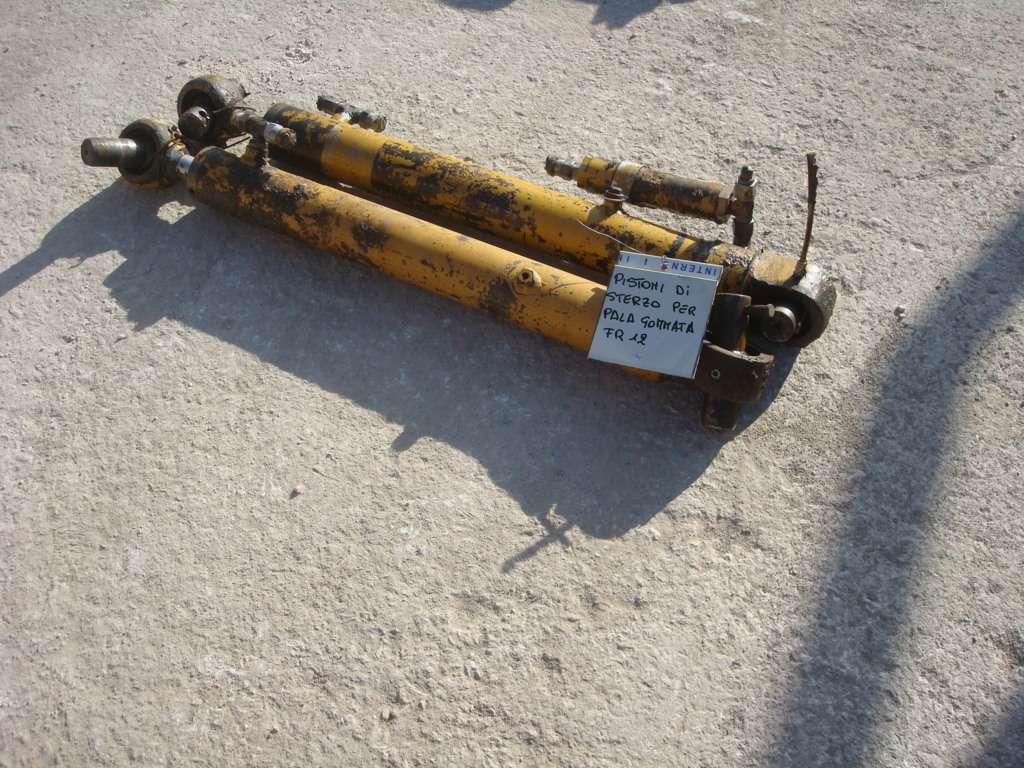 Piston de direction pour FR12 Photo 2