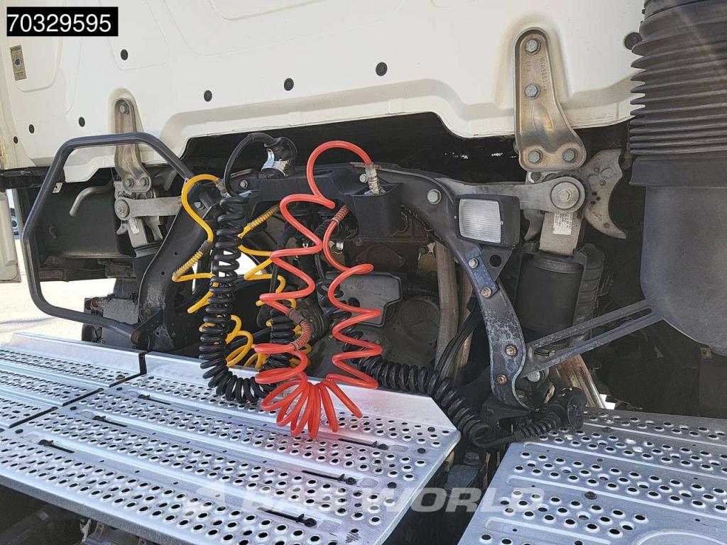 Mercedes-Benz Actros 2443 6X2 BigSpace Retarder Standklima ACC Liftachse Schiebeschüssel Photo 12