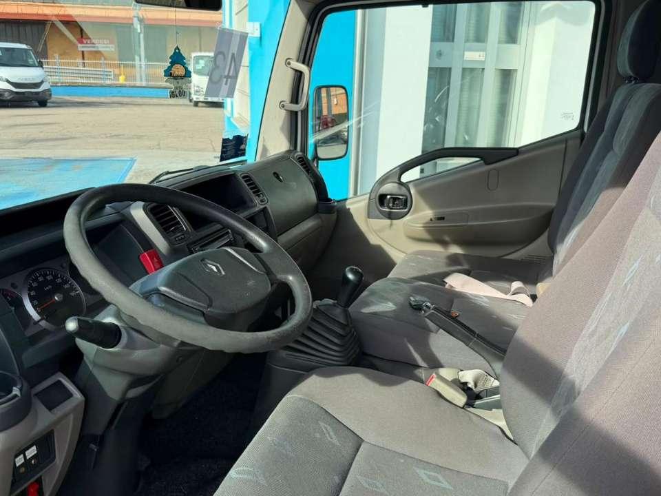 Renault Maxity Photo 14
