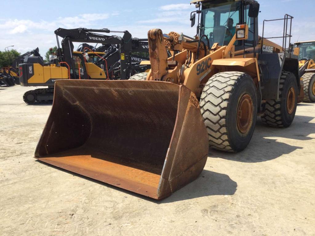 Case 921C Photo 5