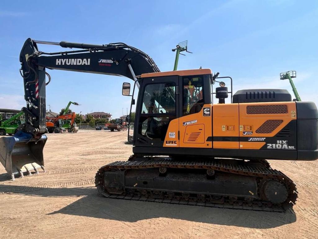 Hyundai HX 210 A NL Photo 1
