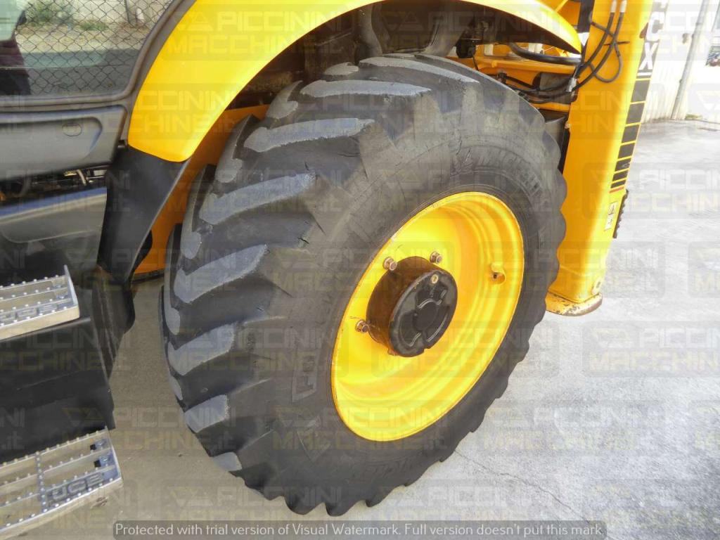 JCB 4CX PRO Photo 17