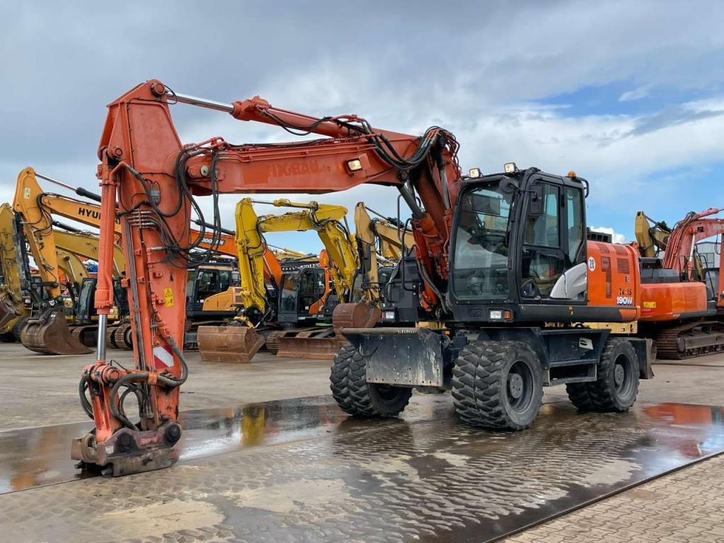 Hitachi ZX190W-6 Photo 2