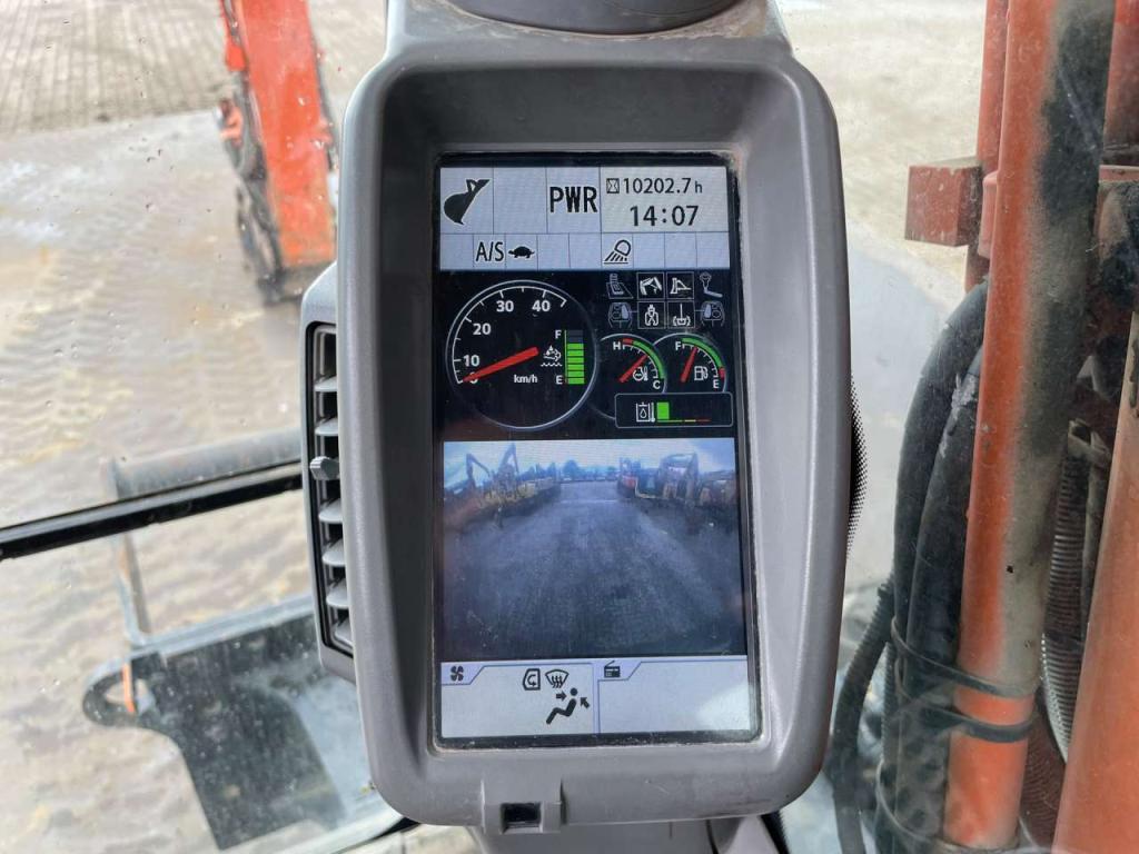 Hitachi ZX190W-6 Photo 24