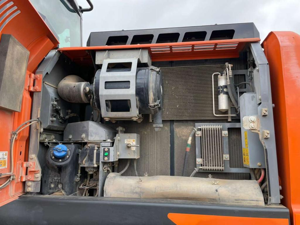 Hitachi ZX190W-6 Photo 30