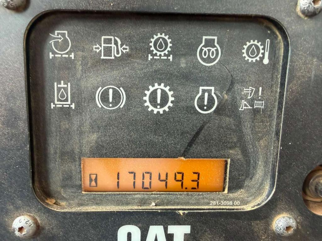 Caterpillar D6TXL Photo 24