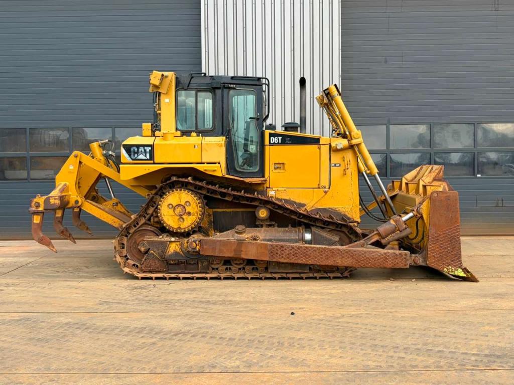 Caterpillar D6TXL Photo 6