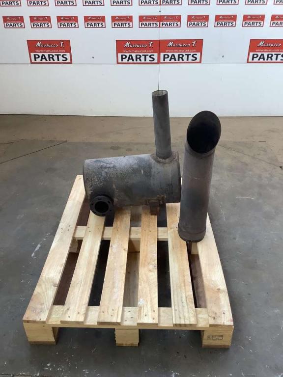 Pot d'échappement pour Caterpillar 924G Photo 1