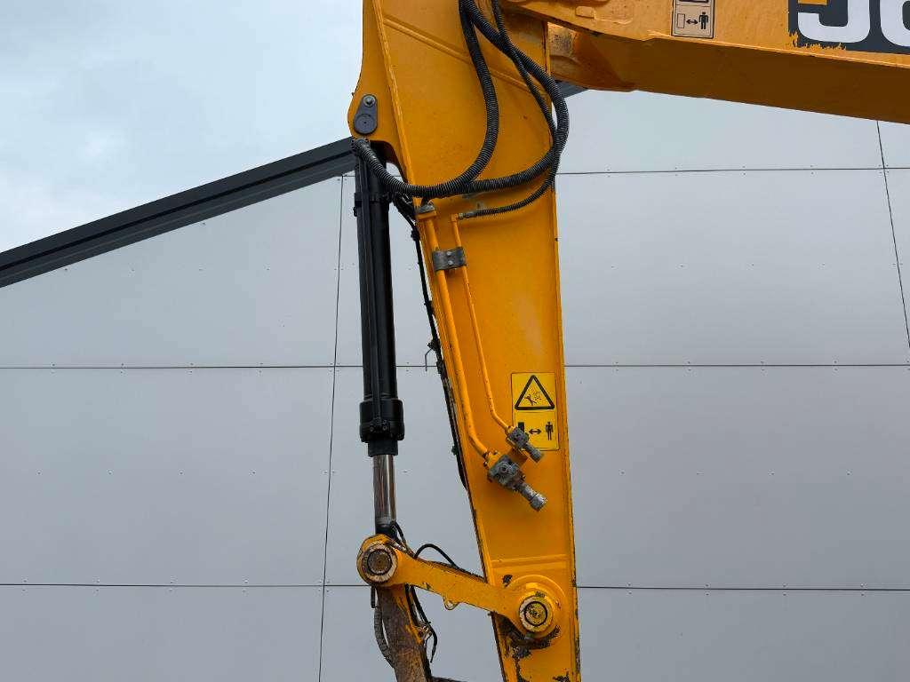 JCB 220X-LC - Quick Coupler / Automatic Greasing Photo 16
