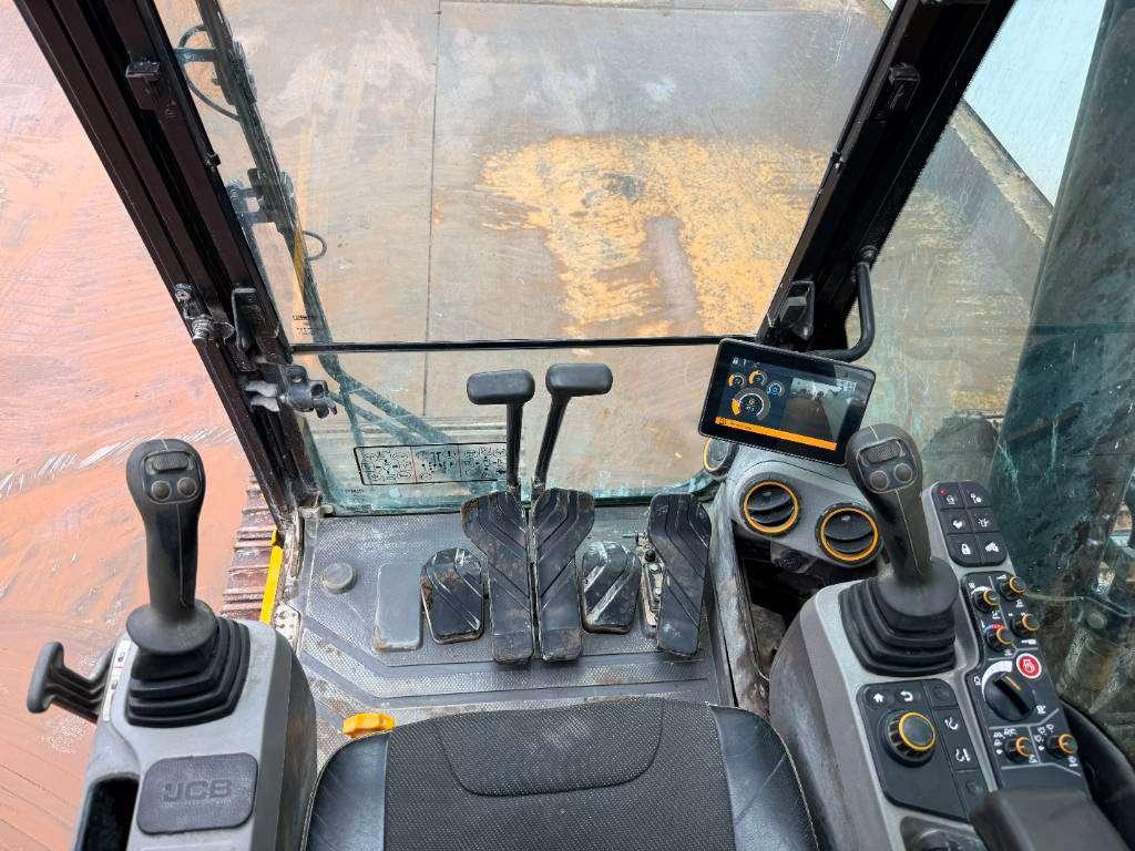 JCB 220X-LC - Quick Coupler / Automatic Greasing Photo 9