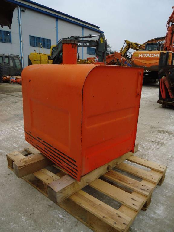 Réservoir de carburant pour Fiat Hitachi FH200 Photo 1