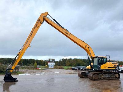 Hyundai HX300LR - 18m Long Reach / Auto Greasing en vente par Boss Machinery