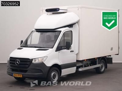 Mercedes-Benz Sprinter 317 CDI Koelwagen Zijdeur Achterdeuren Carrier Viento 300 Airco 170PK Euro6 Bakwagen Gekoe en vente par BAS World B.V.