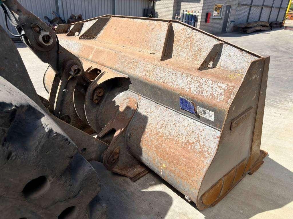 Volvo L110H Photo 23