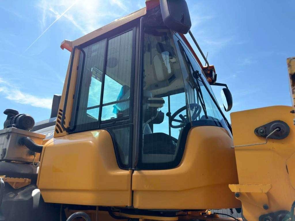 Volvo L110H Photo 27