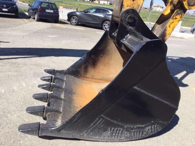 JCB JS 330 NL Photo 5