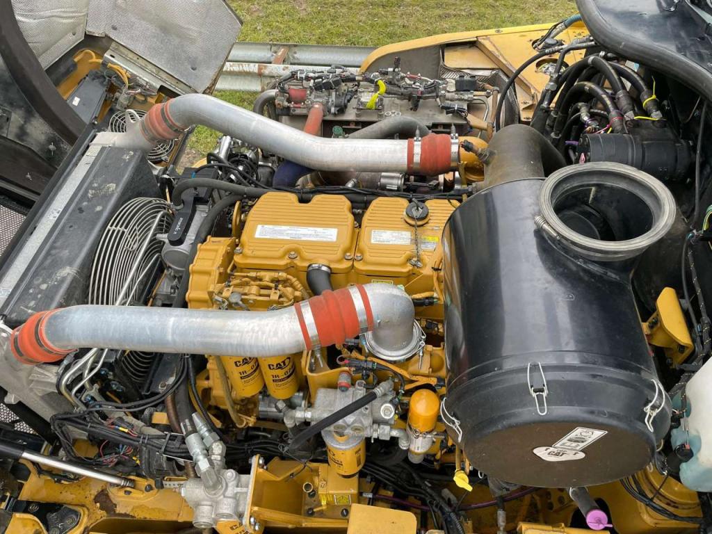 Caterpillar 745 04A Photo 24