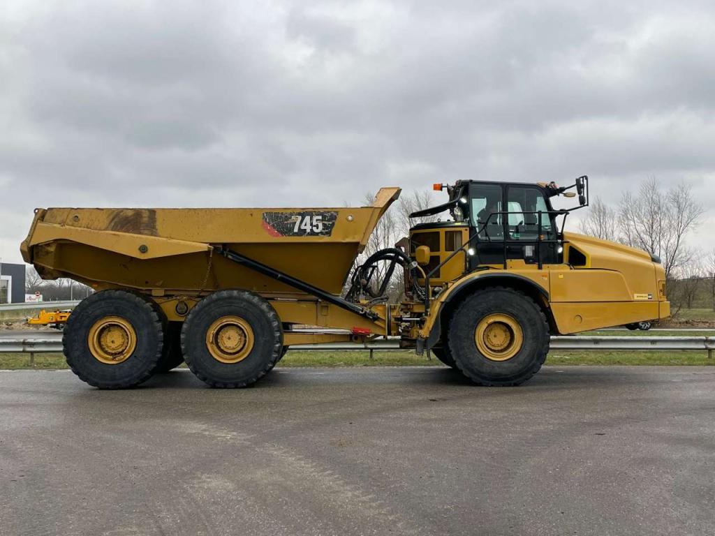 Caterpillar 745 04A Photo 6