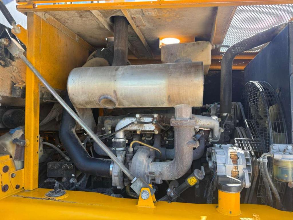JCB 426 Photo 16