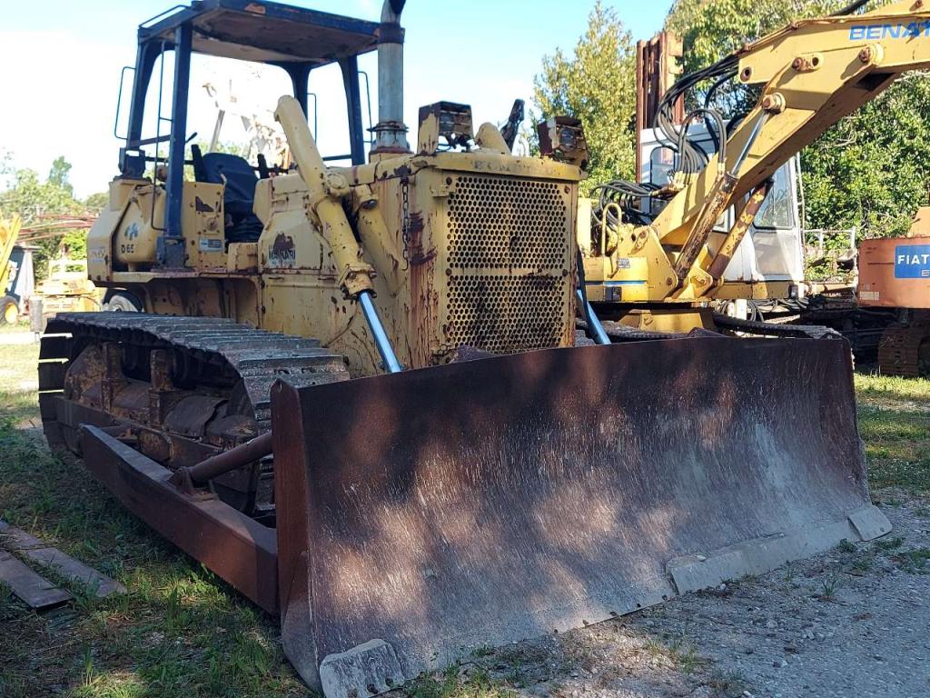 Komatsu D65 E-7 Photo 1