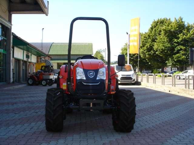 Kioti DK 5510 DT TURBO CON INVERSORE IDRAULICO Photo 10
