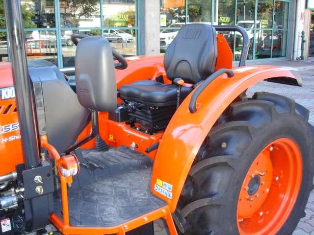 Kioti DK 5510 DT TURBO CON INVERSORE IDRAULICO Photo 11