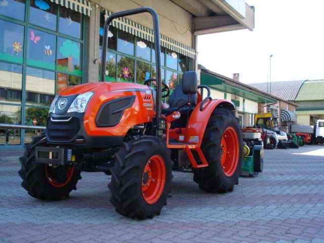 Kioti DK 5510 DT TURBO CON INVERSORE IDRAULICO Photo 2