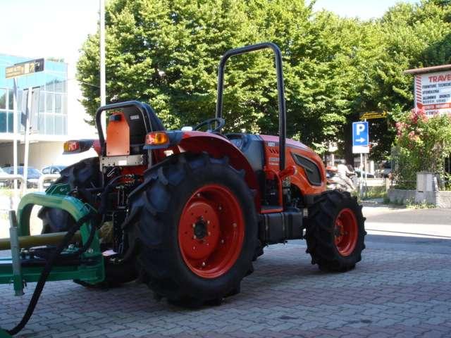 Kioti DK 5510 DT TURBO CON INVERSORE IDRAULICO Photo 7