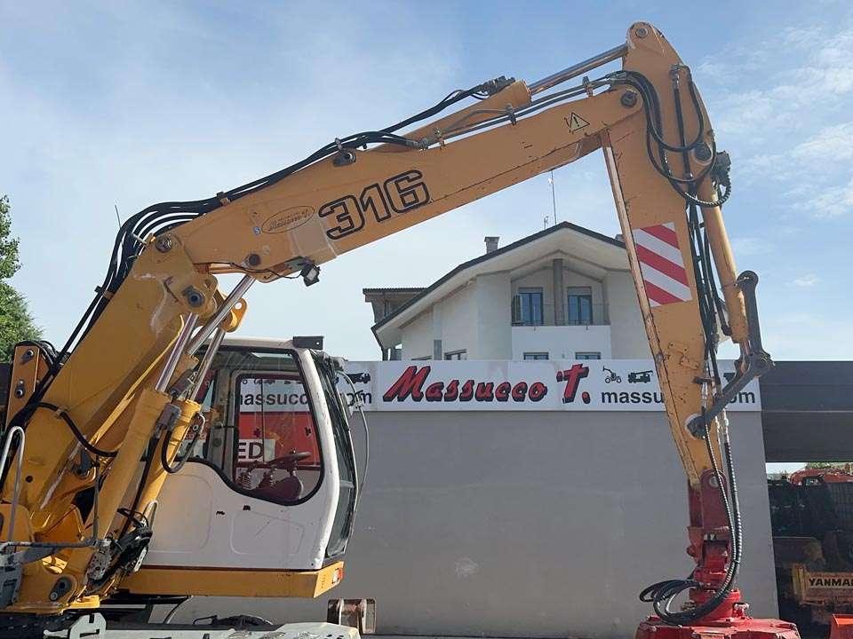 Liebherr A316 Photo 10