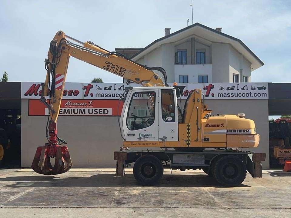 Liebherr A316 Photo 2