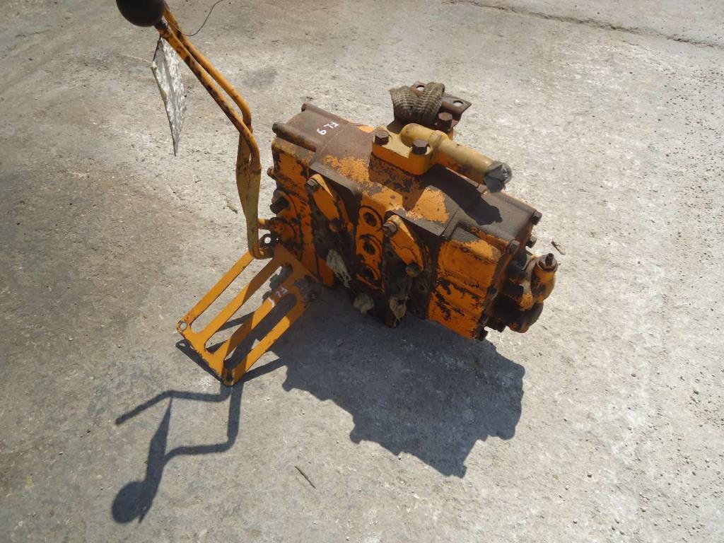 Distributeur hydraulique pour Fiat Allis FL9 Photo 2