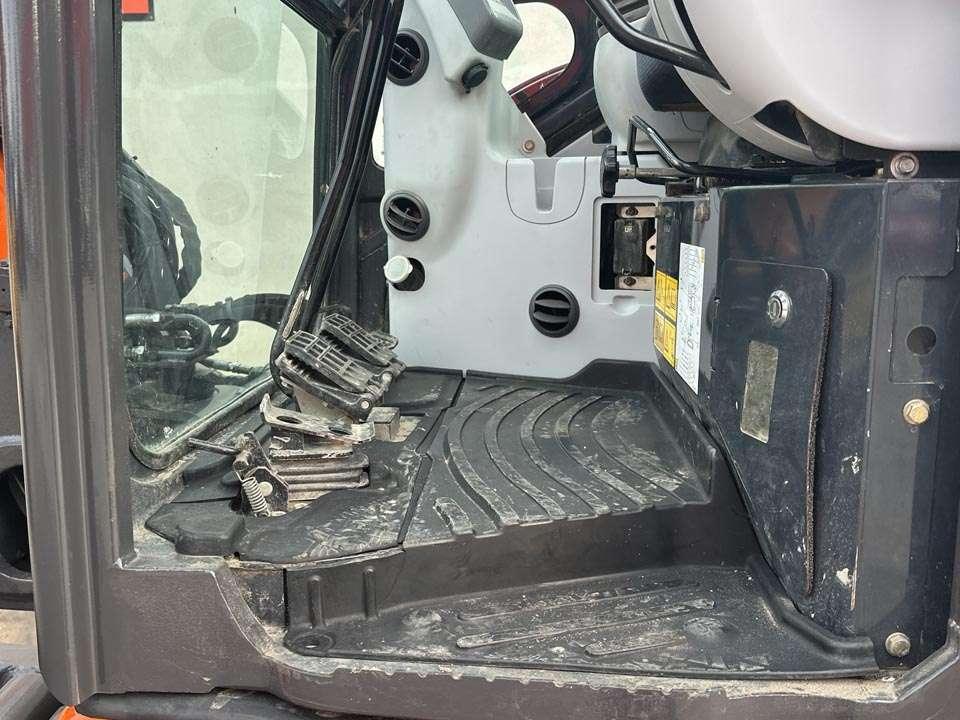 Hitachi ZX55U-5A CLR Photo 15