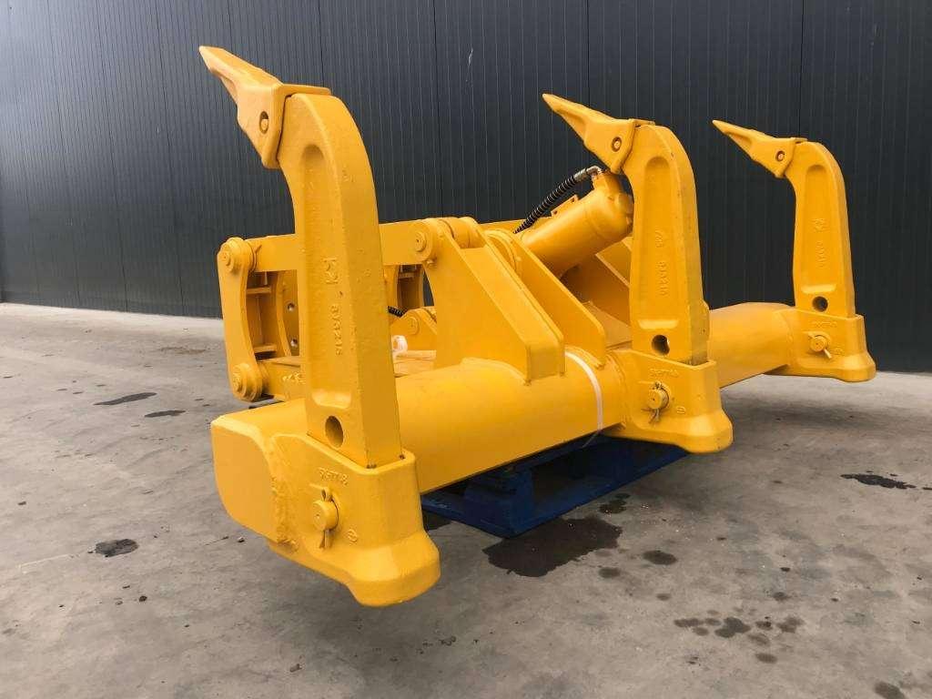 Komatsu D65 Photo 2