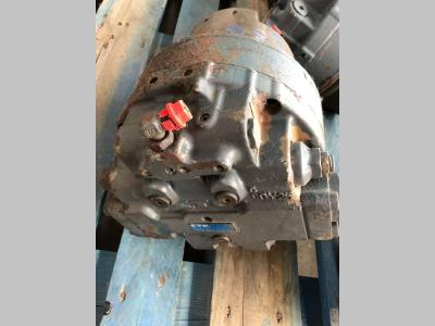 Moteur de translation pour JCB JS330 en vente par Fratelli Zenzalari S.r.l.