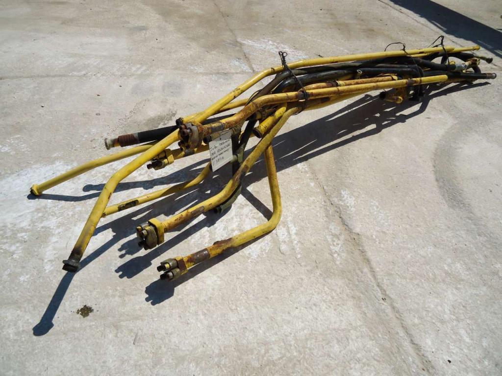 Tuyeau hydraulique pour New Holland E385B Photo 4