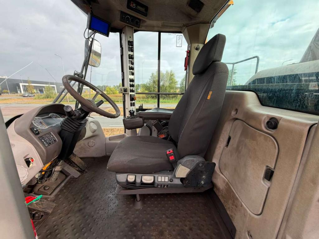 Volvo L150H Photo 16