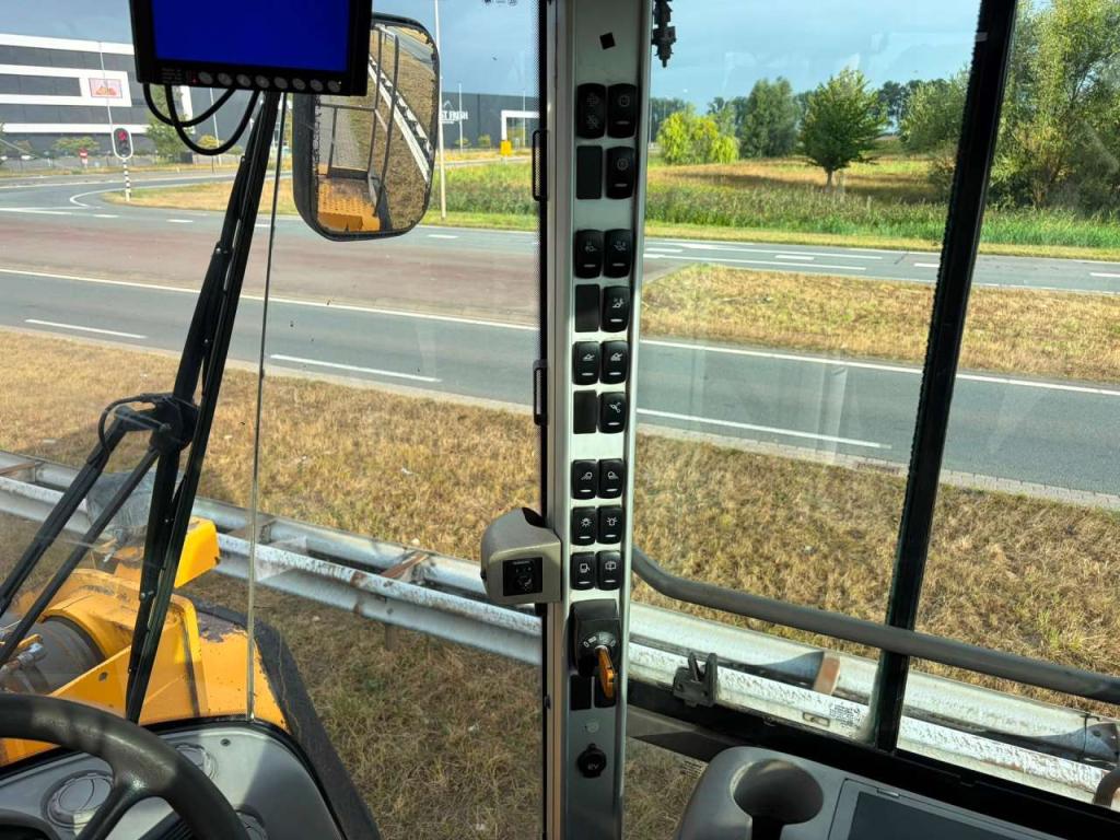 Volvo L150H Photo 23