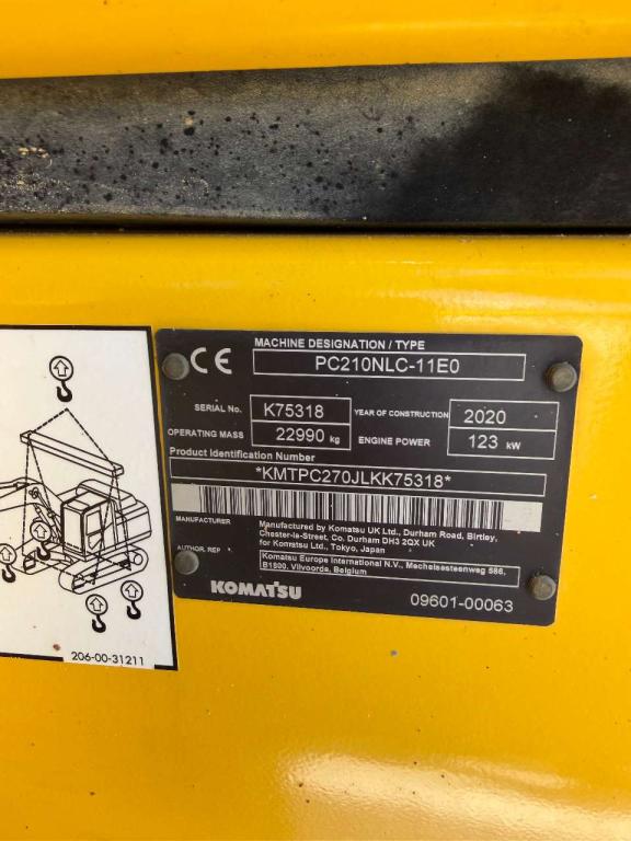 Komatsu PC210-11E0 Photo 20