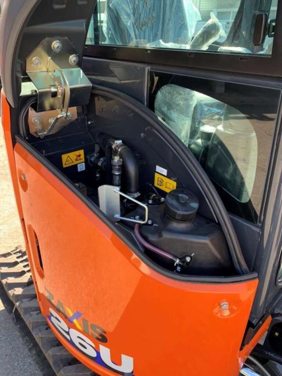 Hitachi ZX26U-6 CR Photo 9