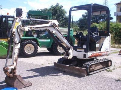 Bobcat 322 Photo 1