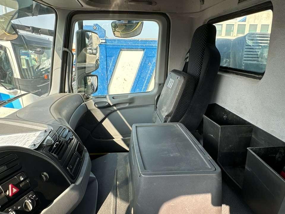 Mercedes-Benz Actros 4146 8x6 Photo 15