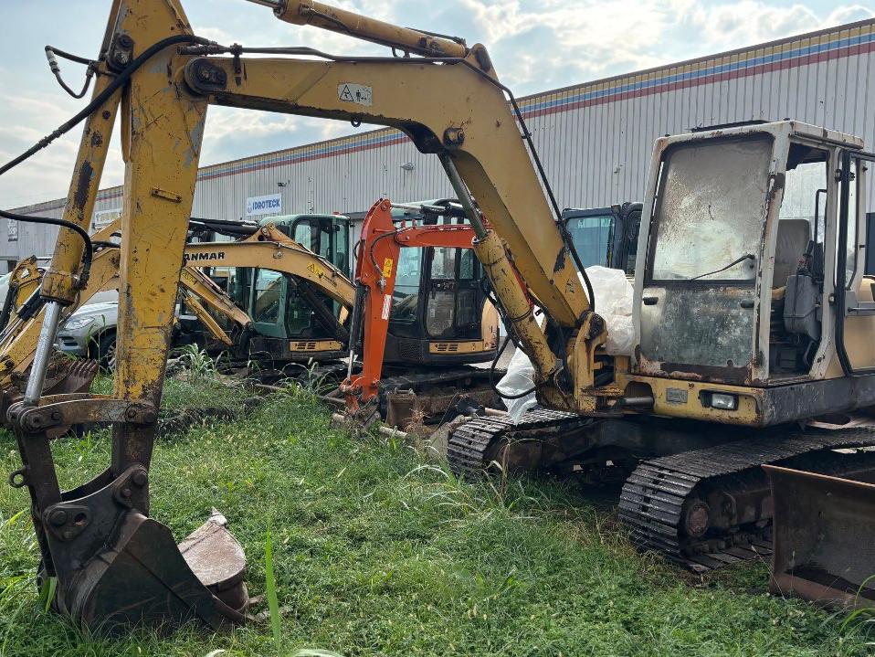 Fai Komatsu 410 Photo 2