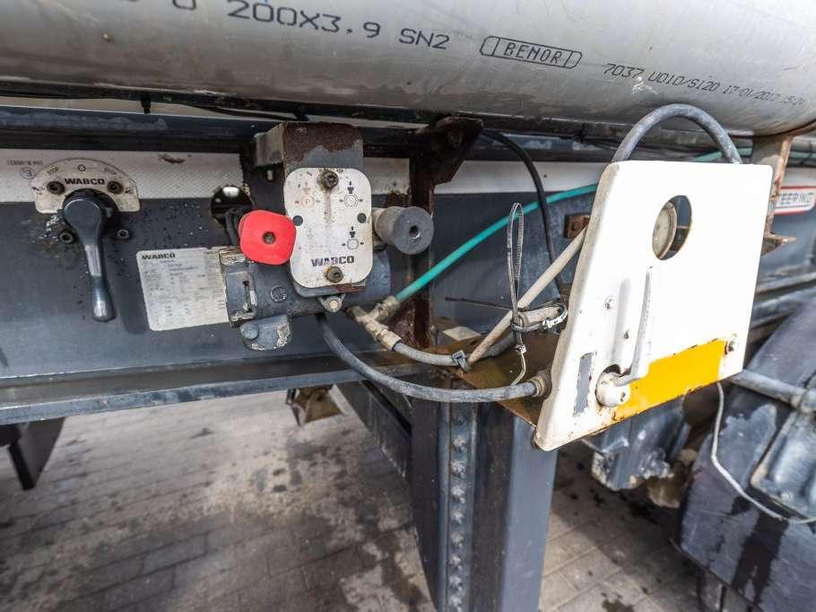 Renders BETON MIXER 12M3 + MOTOR (MALAXEUR/MISCHER) Photo 10