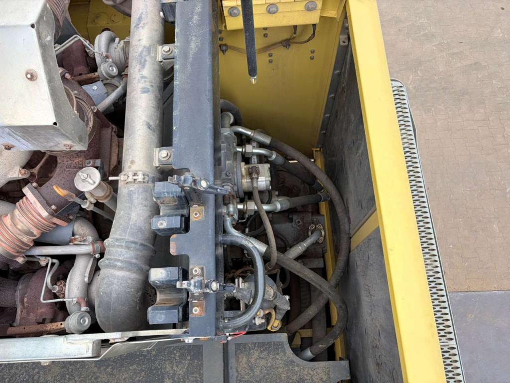 Liebherr R976 HDSL Photo 28